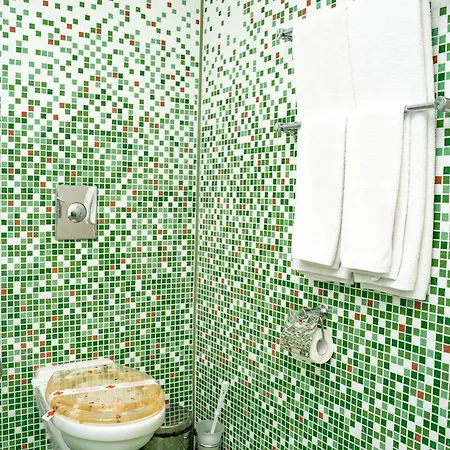 Hotell Aqua 4*