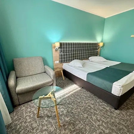 Хотел аква 4*